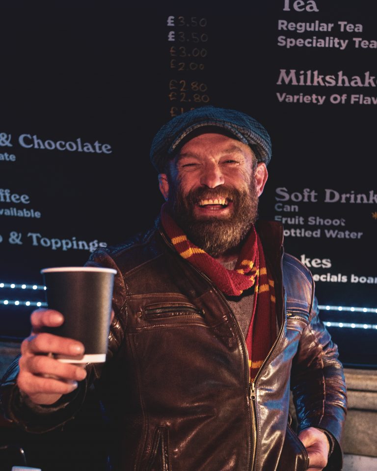 9 Inch Pizza In Hand 9 Inch Pizza In Hand